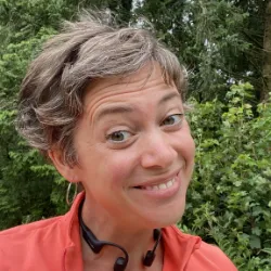Lyndsey Hookway