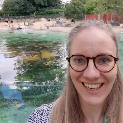 Mirjam Hazenbosch runs the London Marathon for ZSL