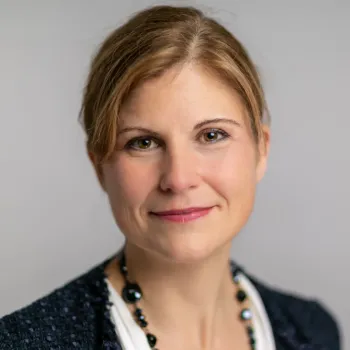 Julie Kohls