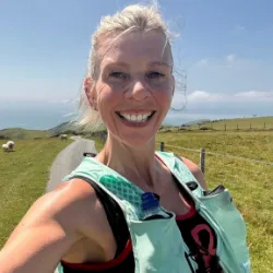 Lesley Lewis