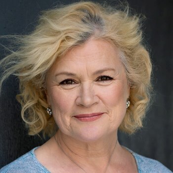 Caitriona Ni Threasaigh