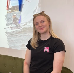 Enya Gibbs