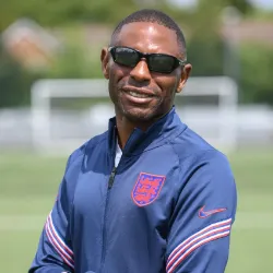 Darren Harris