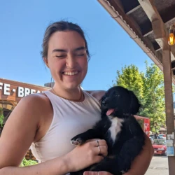 Daisy Amelang