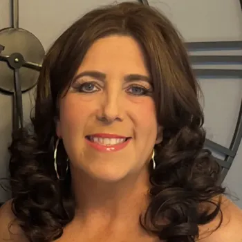Julie Currie