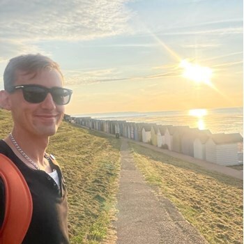 Nathan Guy running The London Marathon 2024