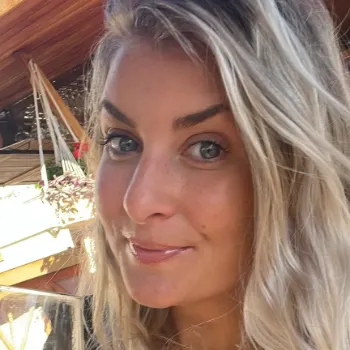 Claire Dutton